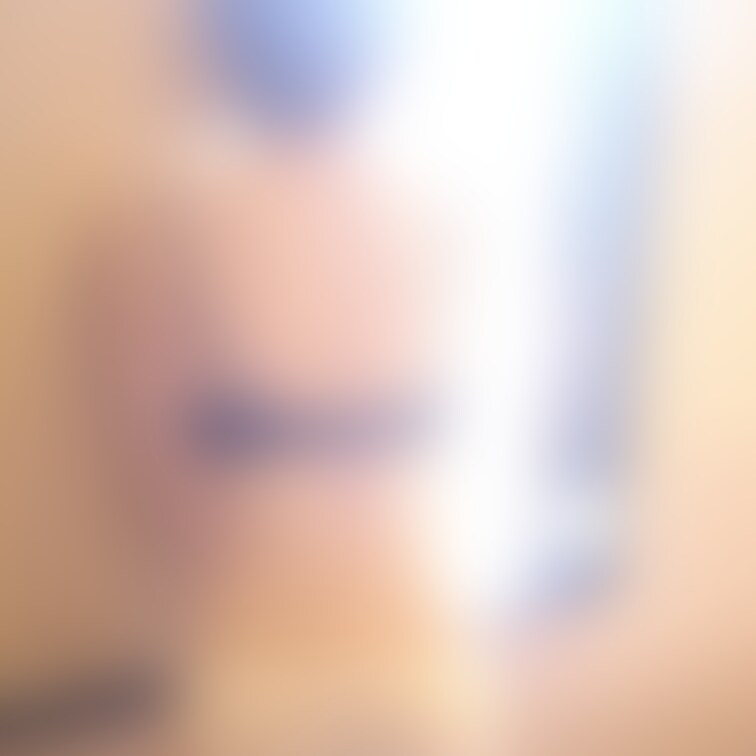 同じポーズなどで何度も撮っているため没にしたさやかちゃんの画像です。