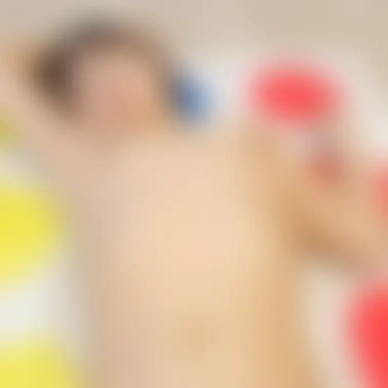 りんのハメ撮り風撮影。いきなり始まりましたがこの表情をしてくれました。近いうちにパーティー撮影できそうです。

セク