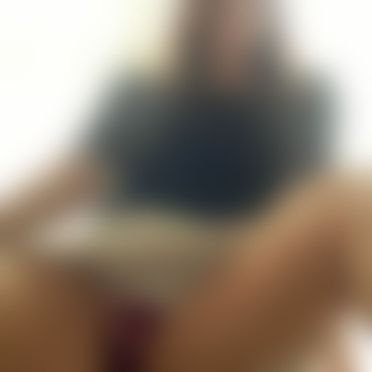 パンチラセクシー妻