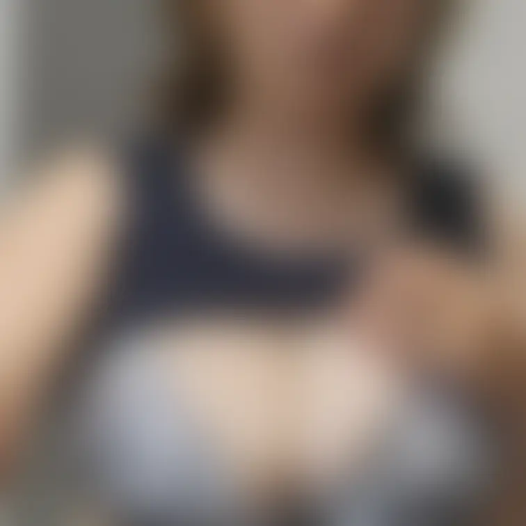 生保レディに｢おっぱい見せて」と連絡したら、旦那の目を盗んでこっそり撮って送ってきた画像です。
ほぼ顔出しの為、応援プ