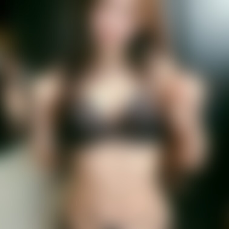 ご指名により小崎唯ちゃんが生まれたての姿になってくれます。「生まれたて？ｗ」：唯
＊threadsにて開催の「ブラック
