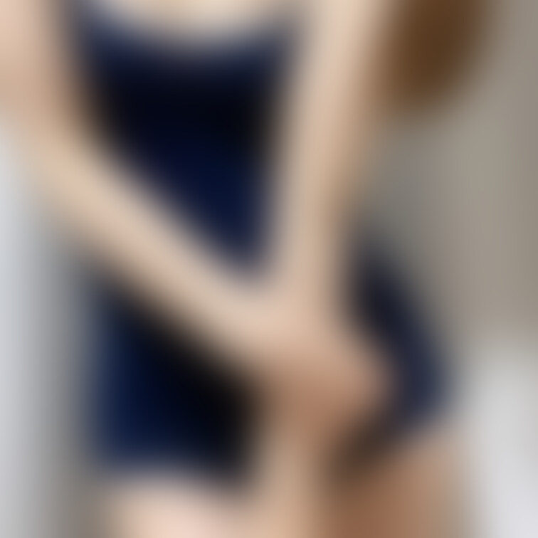 スク水で
えちえち動画撮ったから楽しにしててね(´˘`  )‪‪❤︎‬


前回のスク水は座って撮った写真だった