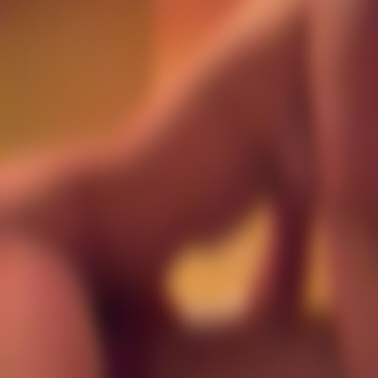 騎乗位で喘ぐYUkko。ぐりぐり押し付けてくるのでこちらも限界寸前です笑