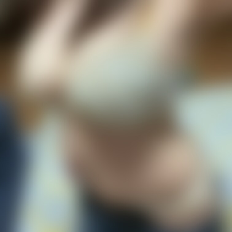 脱がせてみる？︎︎𓂃⟡.·