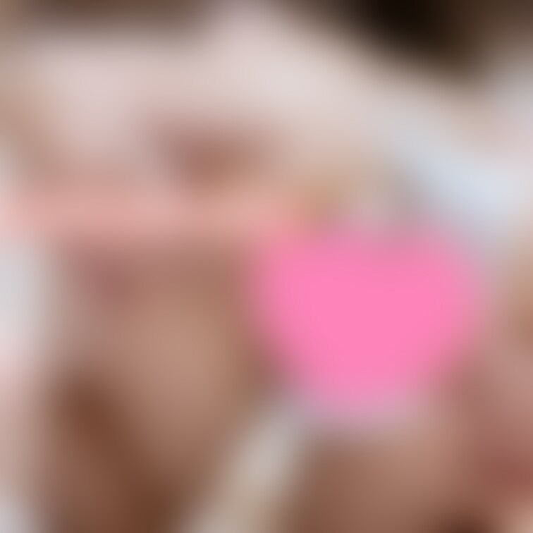 🌼Happy、プラチナプラン💍✨️
えっちな矢印コス⬇️着ておまんこくぱぁ🤗💞毎日ガラスプラグ挿れてるからアナル拡