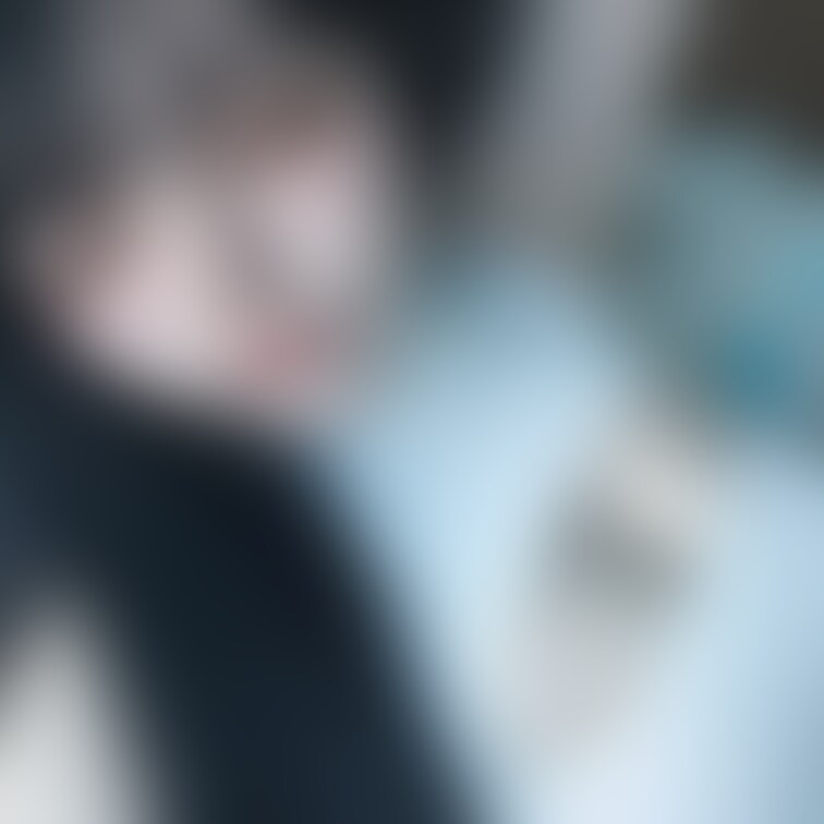 無防備な先輩が寝ちゃった…
キミならどうしますか??🤍💭