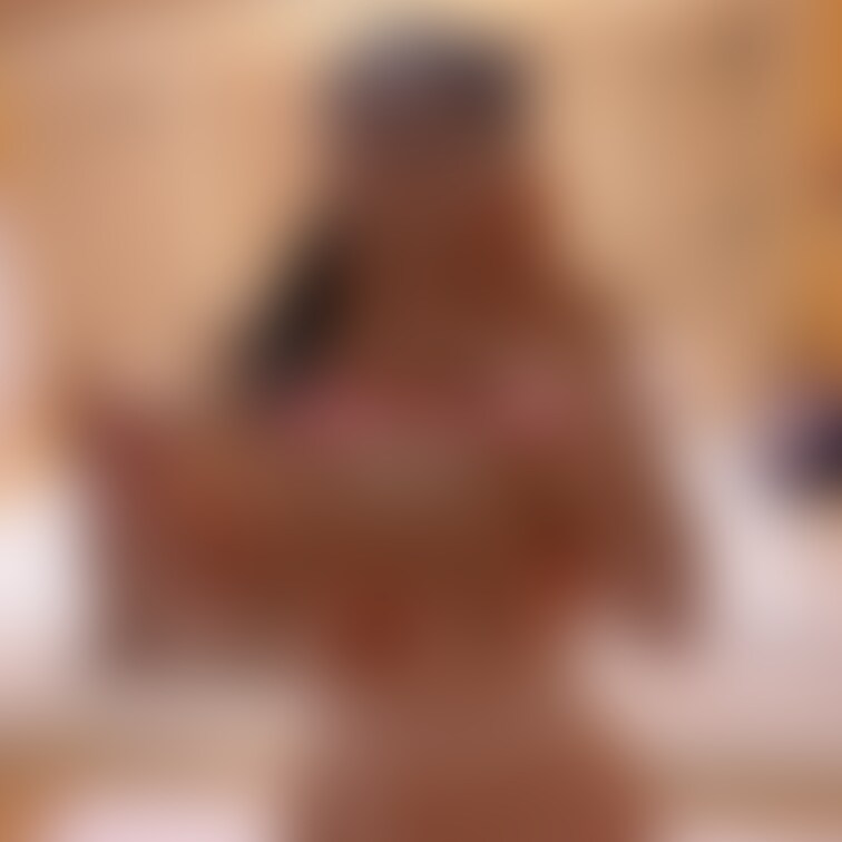 🌟Xポスト㊙画像🌟 続
アイマスクをされてお気に入りのディルド💗を持たされちゃった💕
思わずペロペロ👅💦しちゃっ
