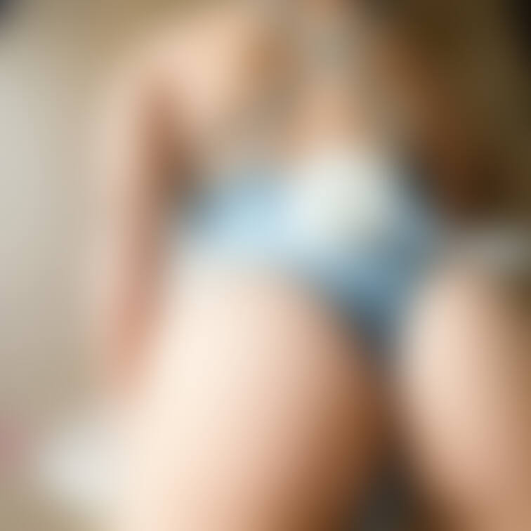 ブルーバニーの未公開自撮り写真の投稿を開始!えちえちウサギのおしりでシコシコしてね!