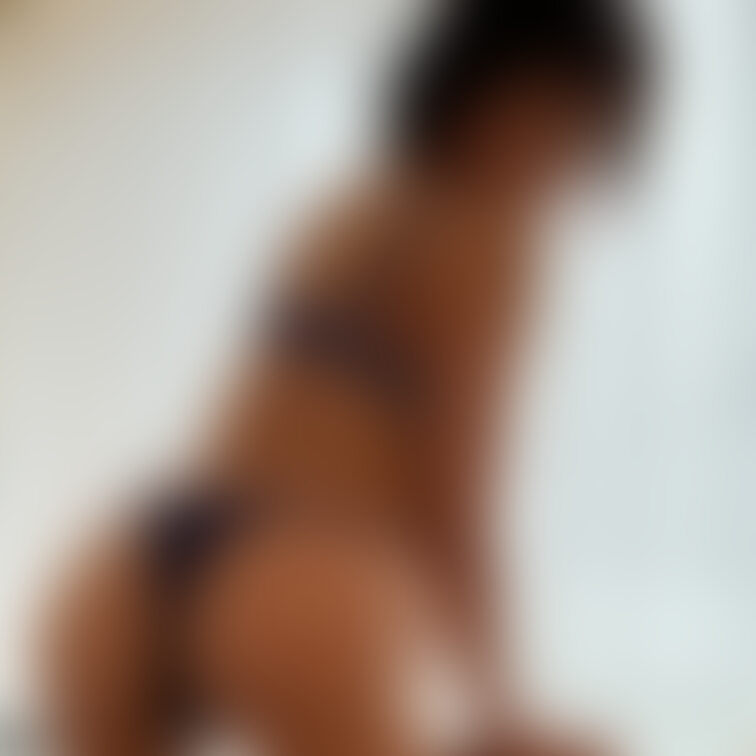 後ろからぁ、、、