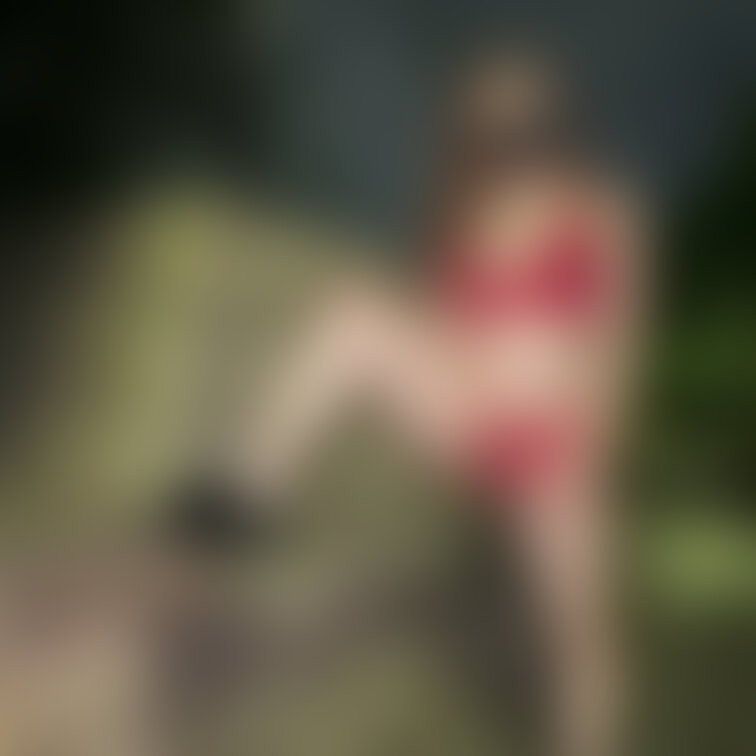 服脱いでみた✨

エロい下着というより、可愛い下着って感じだな🤔
