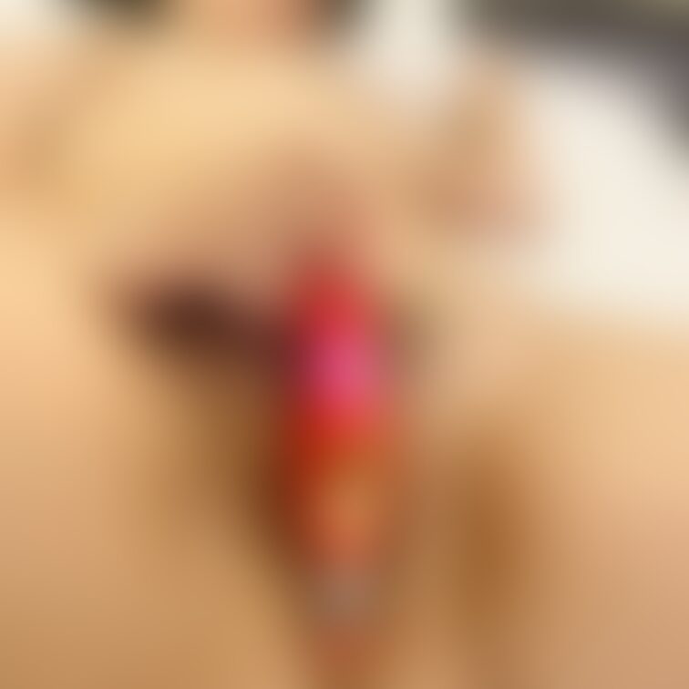 勃起乳首と吸い取り機能付クリバイブ