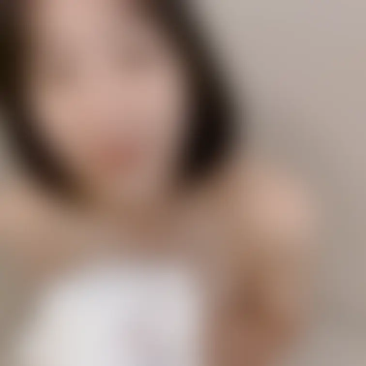 こんにちは♡みくです。
めちゃくちゃ早期にファンクラブ加入いただき、本当にありがとうございます！嬉しいです。

み