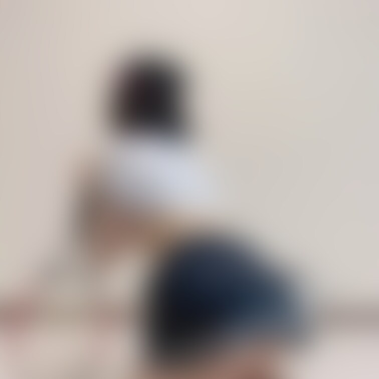 ノーパンじゃないです…？

【みみからのお願い💕】 
えっちだと思ってくれた方は 
写真下の♡印をポチッとしてく