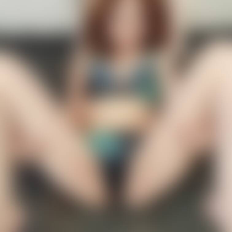 今日は暖かい陽気で何だかムラムラしちゃってます☺️
表情からも分かっちゃう？

#顔出し
#ムラムラ顔
#自撮