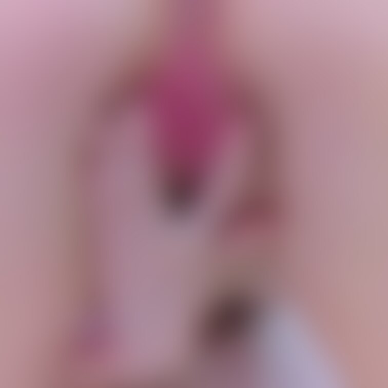 開いて見せろと言われたので、自分で指で…