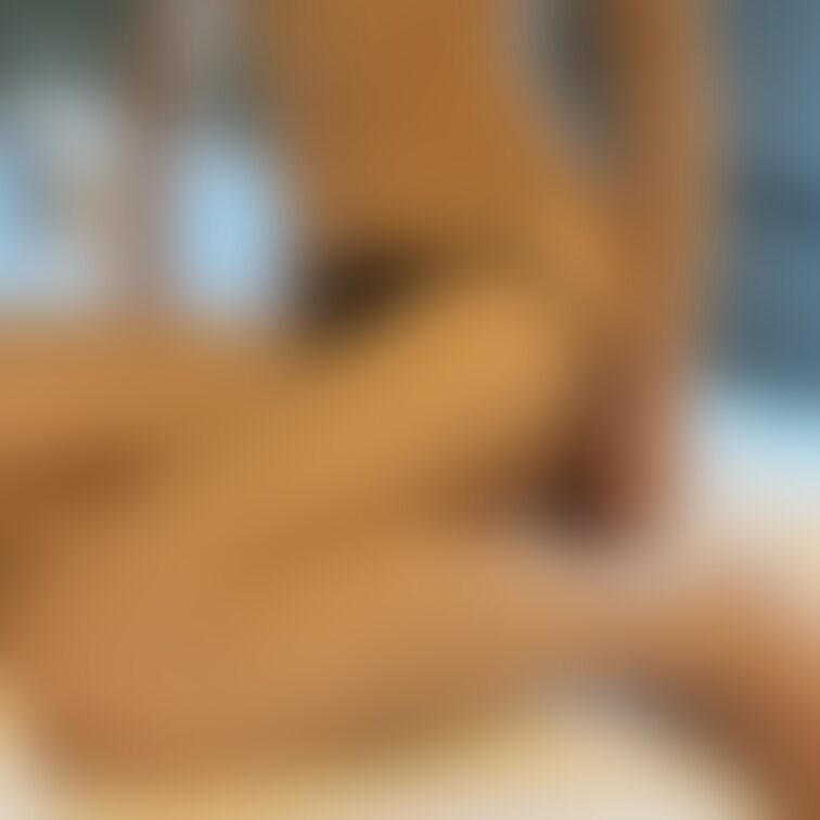 【おっぱい丸見え】
今晩はどこまで脱いでほしい？


見られている快感を覚えてしまったみたい♡
リクエストあっ