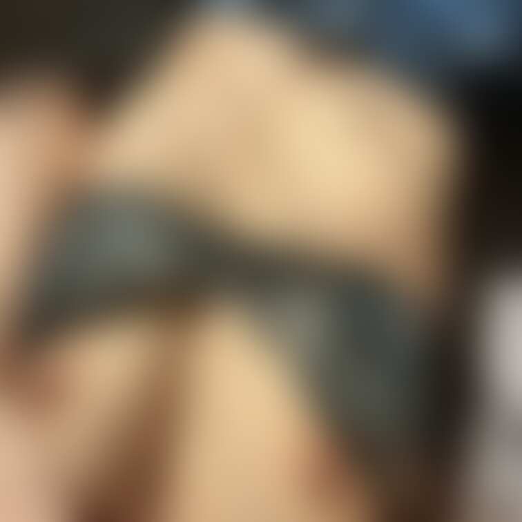 乳首丸出し///❤️
大きめなので恥ずかしい💦
