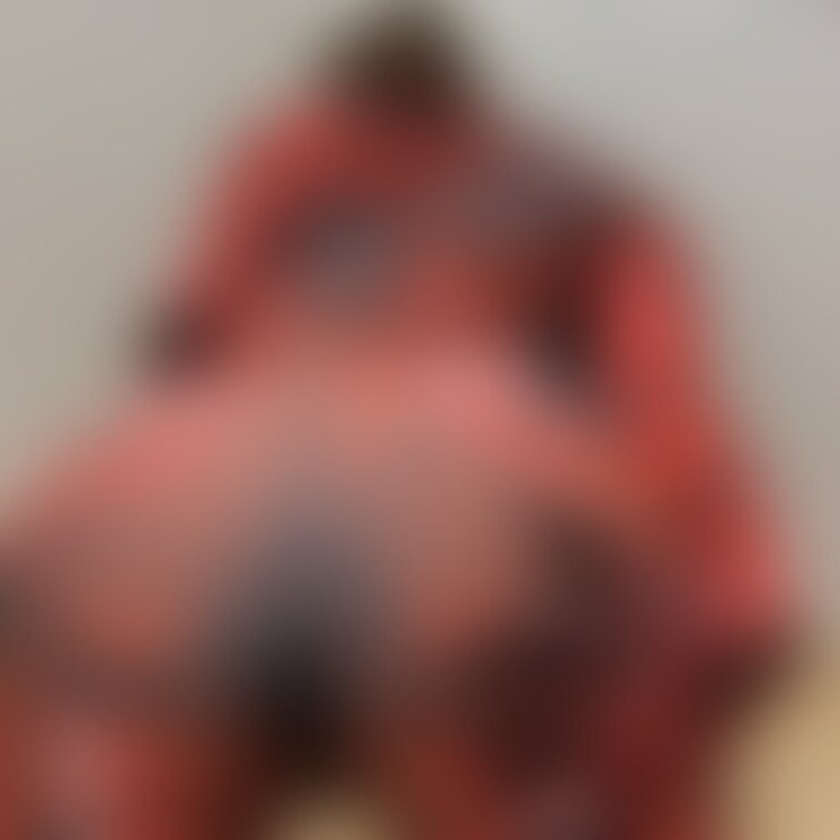 戦闘中に捕まり危うく○○○されそうだったが敵を倒して帰って来たス◯イダーMILF
着替えようとしたがその時の事を思