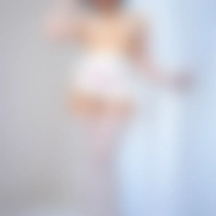 マイクロビキニウェイトレス自撮り_画像
今回は自撮り画像になります💕
マイクロビキニのウェイトレス風衣装を着てみ