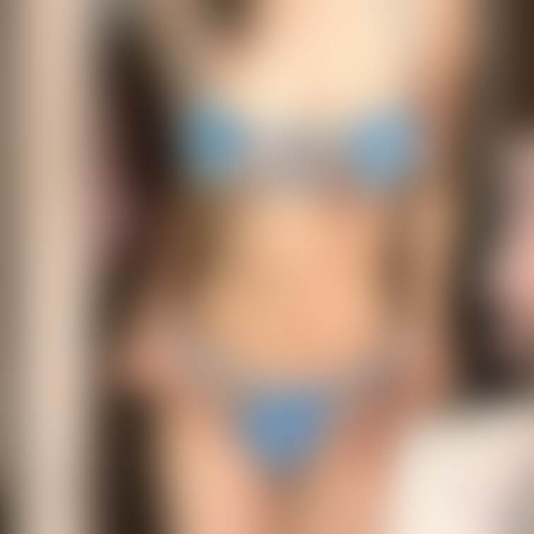 セクシーランジェリー💙
今年のハロウィンこれでどうですか?