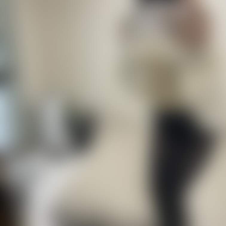 これでお買い物いこうかな🥺

【みみからのお願い💕】 
えっちだと思ってくれた方は 
写真下の♡印をポチッとして