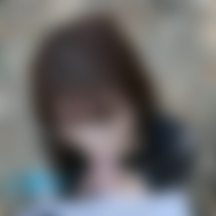 森の中で大好きなキノコを見つけて、お口にいれちゃう、エッチな人妻の動画を『人妻M💕推しプラン』で公開しました。