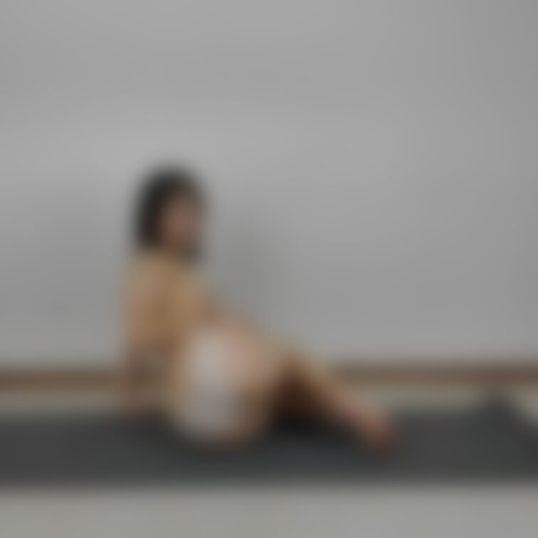 黒のパンツから
白のパンツにお着替えします✨

トレーニングの合間の
休憩タイム⏰

余裕ない様子が
伝わ