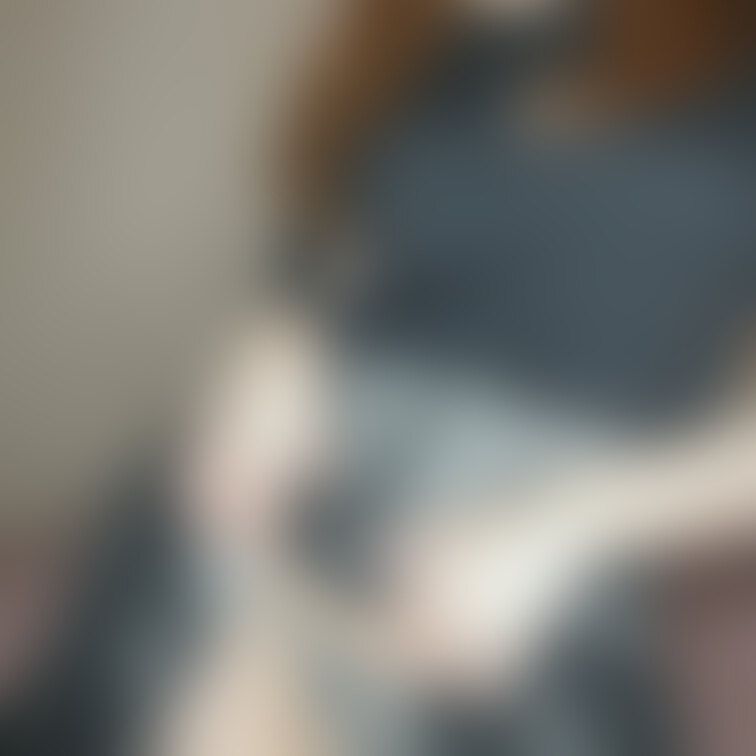 おぱんちゅちらり♡///

あなたの好きな下着の色おしえて？