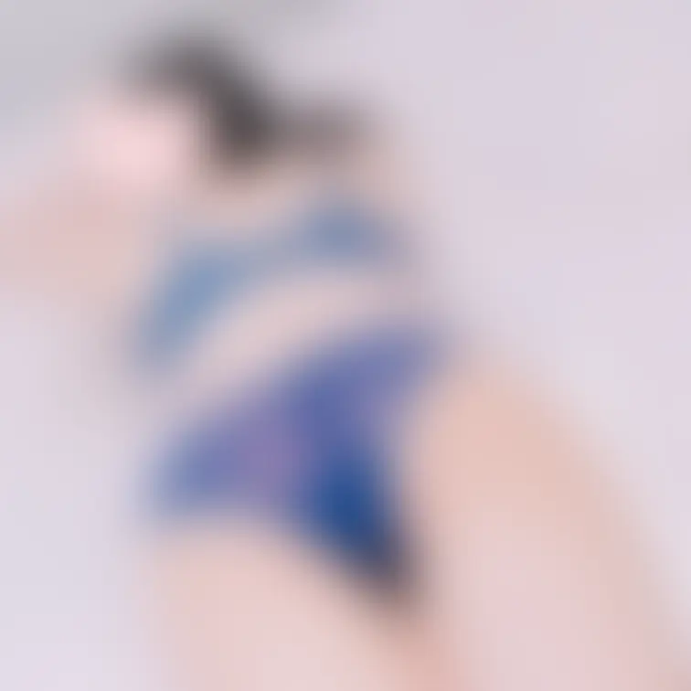 ねえねえ、添い寝して?🥺特別にみゃおのお尻を枕にしてもいいよ💕