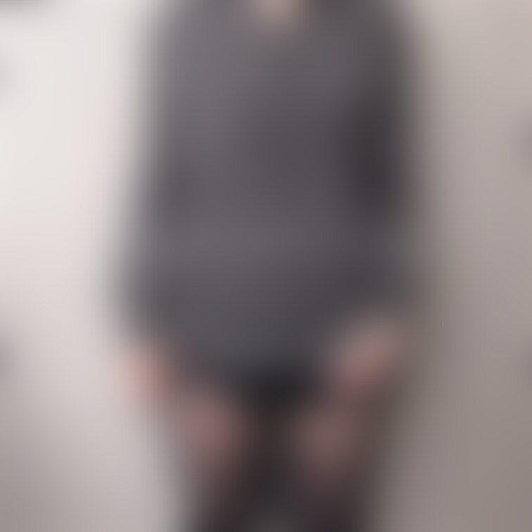 火照るカラダを鎮めて頂けませんか？
パンティがもうびちょびちょでヤバいです🥺💦💦💦
連休なんてなくなればいいのに…