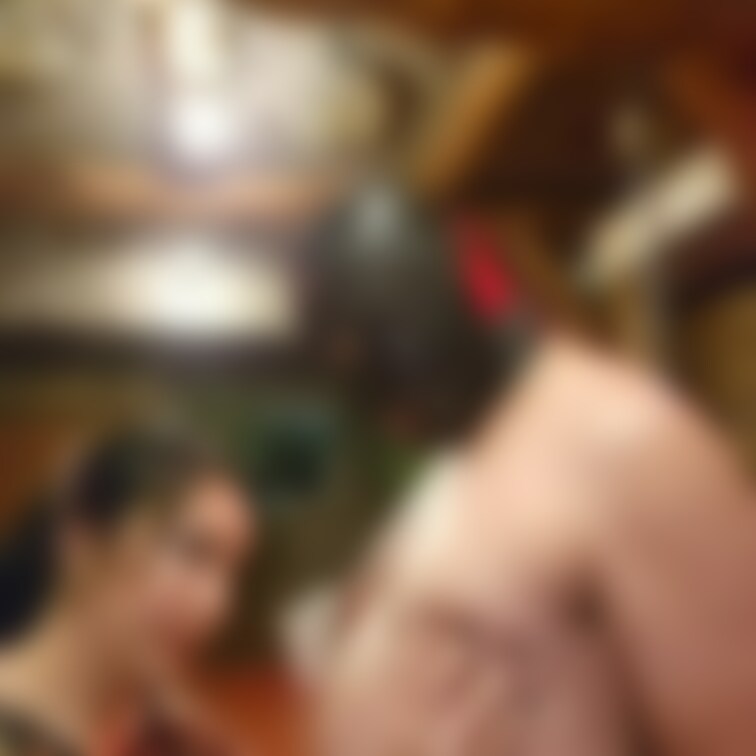 全頭マスクマゾに乳首責め、噛みつき＆乳首舐め責め