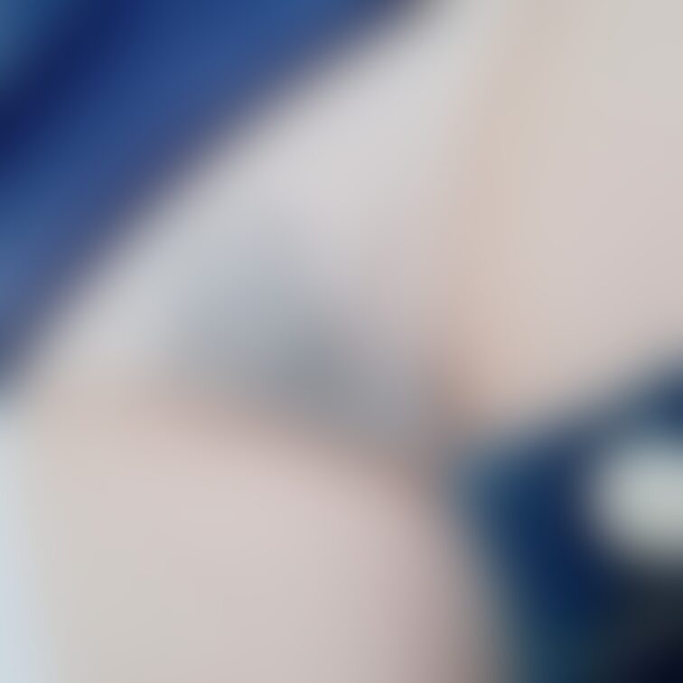 透けパンツを履いて撮影しました①
ちょいエッチにしてみました。
5枚までしか投稿出来ないので続きはまた出します~