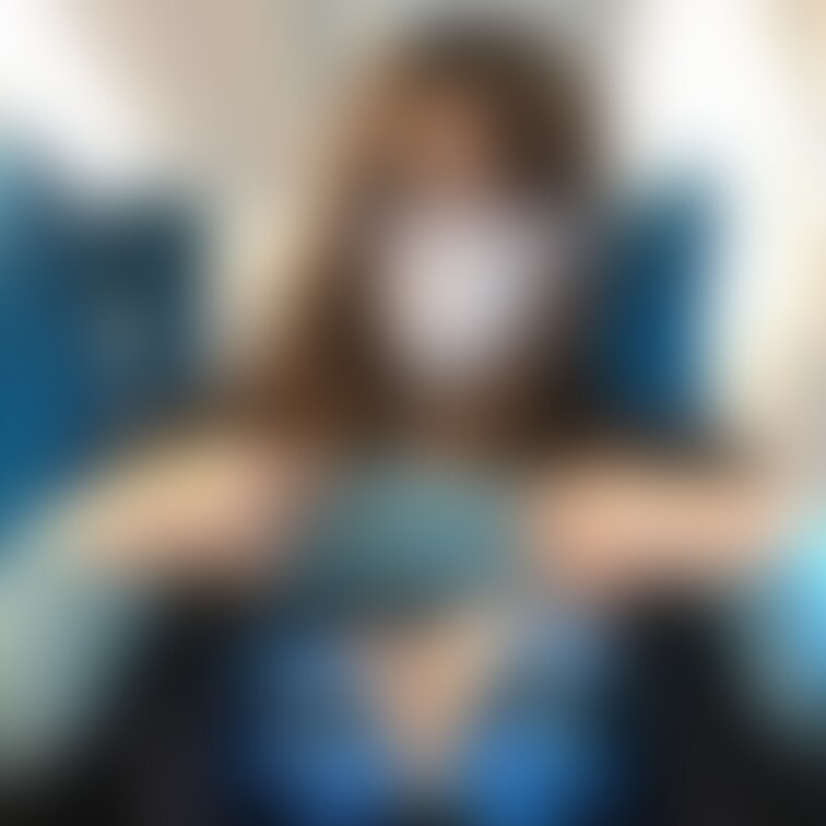 下の露出しちゃいますよ♡黒スト好きだなぁ♡今年もいっぱい履きます！！
