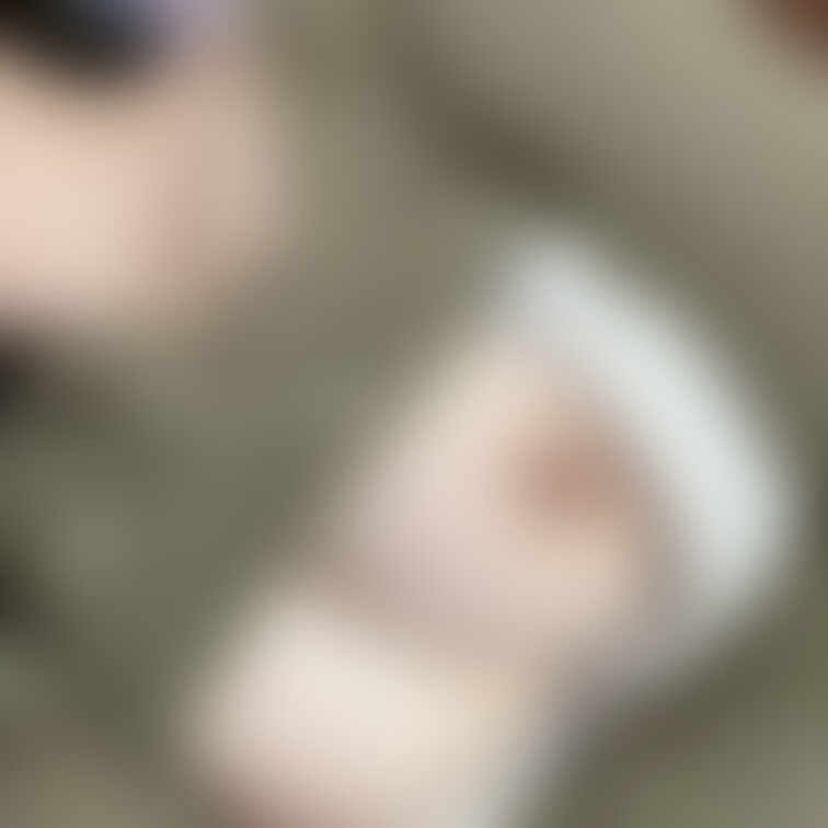 服剥がせばすぐおっぱい出る系女子大生です🧐