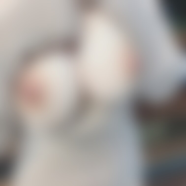 かほのぴんぴんの乳首…どうですか？よかったらコメントくれると嬉しいです😽✨