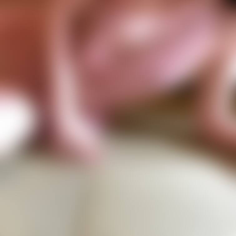 ちょっと前にお泊まりに行った時に和室があったので、畳のお部屋で撮りました😘