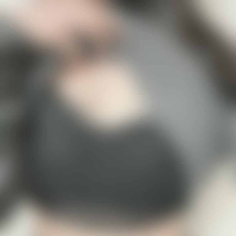 年明けみんな学校とかお仕事おつかれさま
私のおっぱい吸っていいよ♡