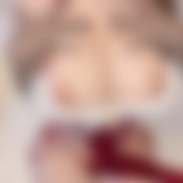 こんな露出のおおいサンタさんはいかがですか♡

プレゼントはベッドの上で、、、🎁



毎年、サンタさんのコ