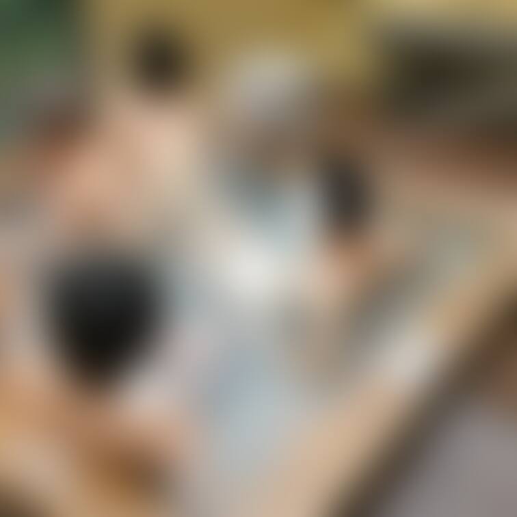 みずきさんとの岡山混浴ツアーの画像3枚。本当にみんな全裸で混浴してます。黒髪の女性がみずきさん。このツアーに参加したい方