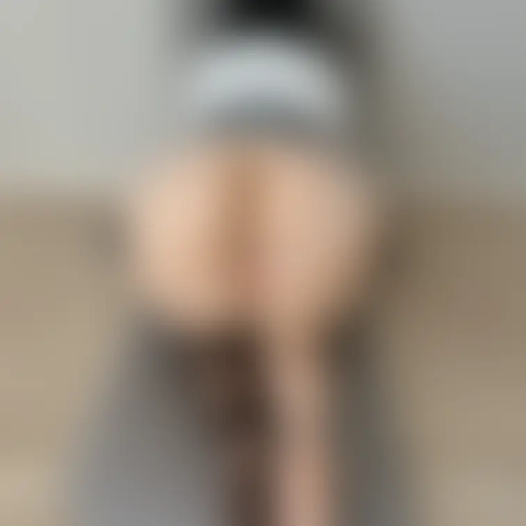 オイルでヌルテカデカ尻アナル🍑💦
クンクン？なめなめ？
ご褒美すぎるでしょ？
