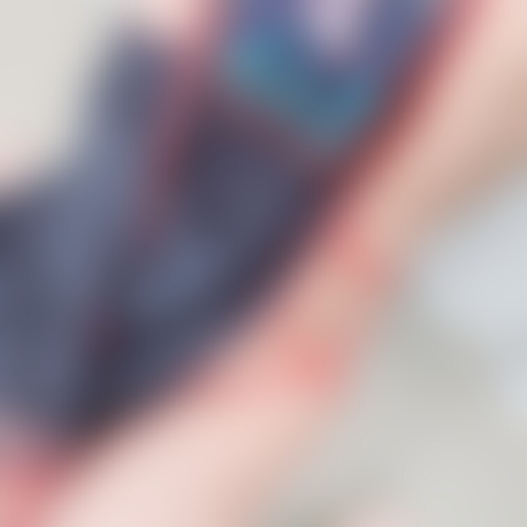 キョンシーコス┏(-Д-┏)