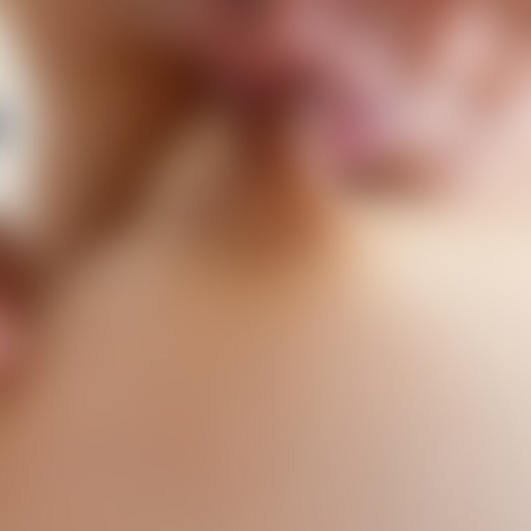 な、な、何と女性の方から、ひたすら乳首ナメ👅ナメ👅のリクエストを頂きましたpart.2🥰💕
唇で乳首を思いっきり引っ張