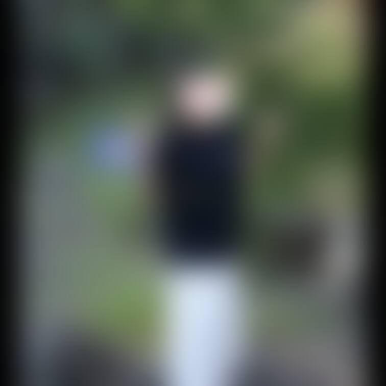 野外フェラ⑤
紅葉がセンターに植えてある池を発見したのでそこで記念撮影📸
紅葉し始めたらまたここにきたいと思いま