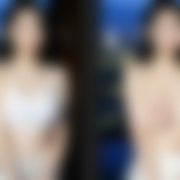着衣と脱衣を並べた画像です。画像№1023