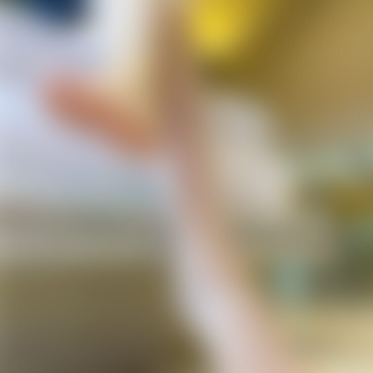 生足のつま先や足裏だよ💕
「舐めろ！！！」って言ってるみたい（笑）