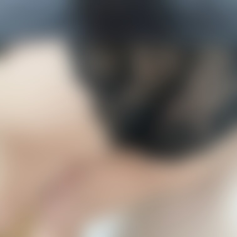 合間にチラっ🩷