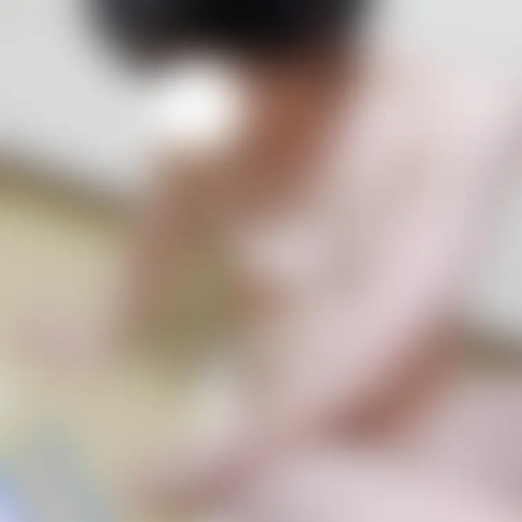 弥生の全裸パーティー兼公開撮影。公開グラビア撮影でいろんなポーズとってもらいました。比較的ソフトな画像です。

セク