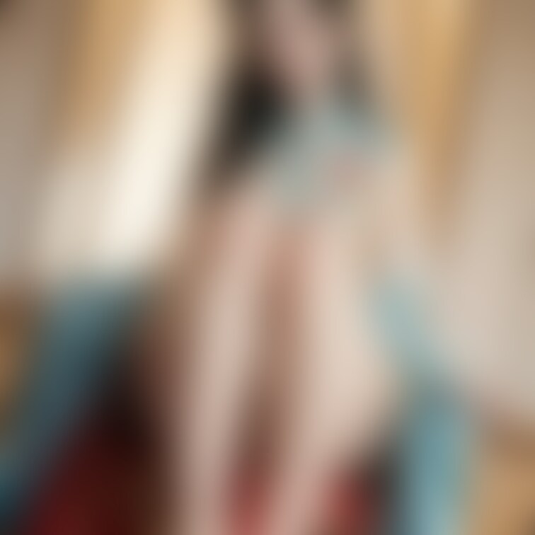 チャイナ服の華ちゃんです。
もちろんパンチラしてるのを厳選しました(>ᴗ<)
