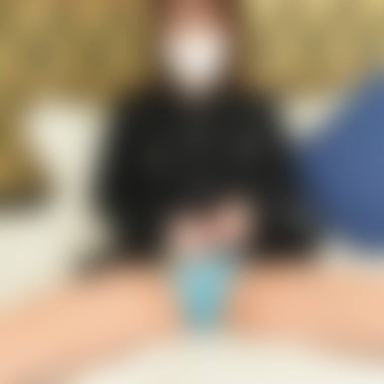チラッからの～パカッ💖(*ﾉωﾉ)

※この画像は無料プラン加入でご覧になれます🎵