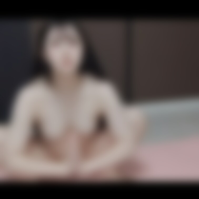 体を柔らかくするための柔軟体操💓
足を大きく開いたりして恥ずかしかった…

特にポーズが恥ずかしかったなあ…